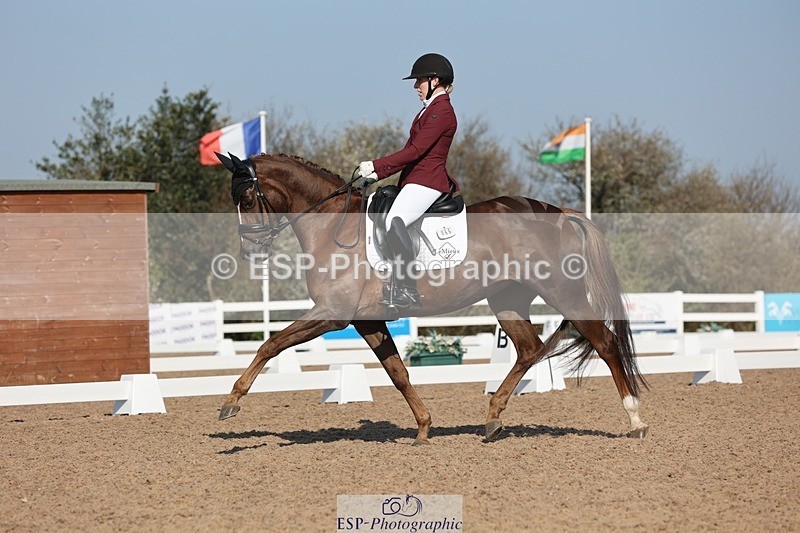 250405-101903-09456 - 066-Charlotte.Dicker-Bovary.JBM