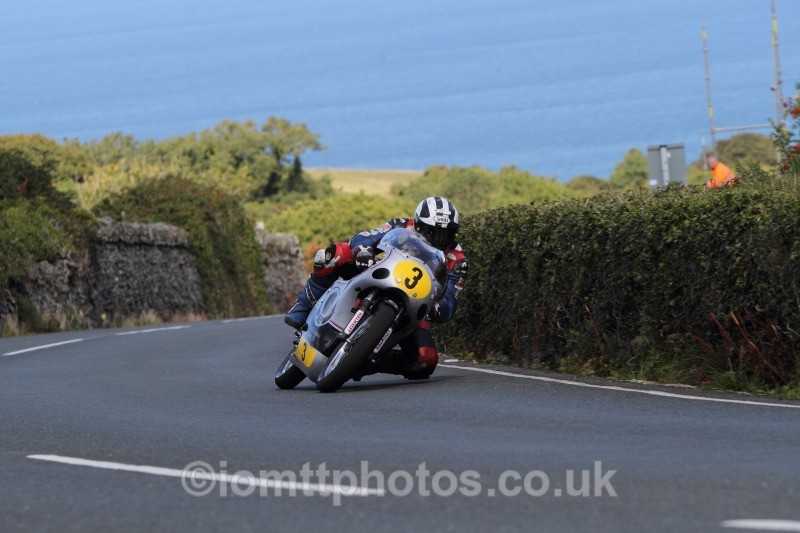 Michael Dunlop - Bennetts 500cc Classic TT