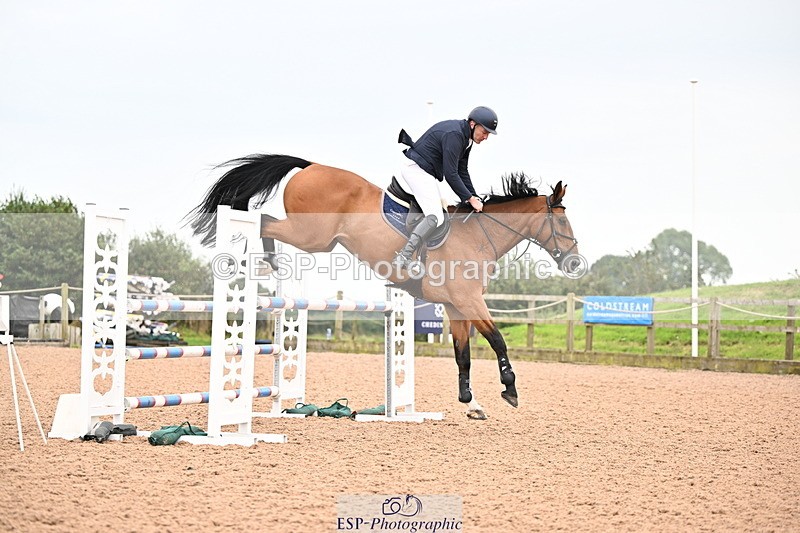 240828A-155925-01251 - Cls 5 Snr Foxhunter and 1.20m Open