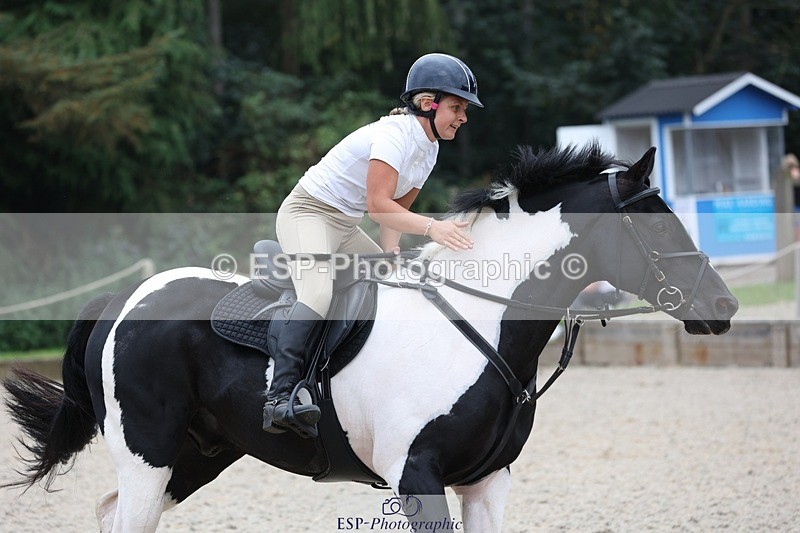 230908-171655-03234 - Cls 9 Snr Newcomers & 1.10m Open