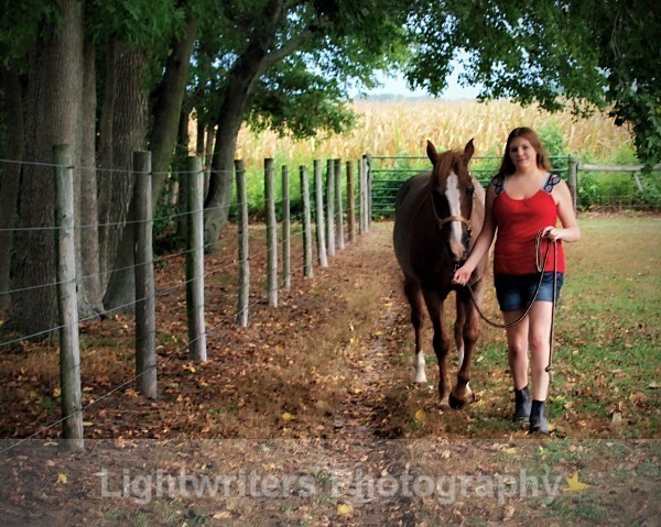 carolyn_025 - Carolyn