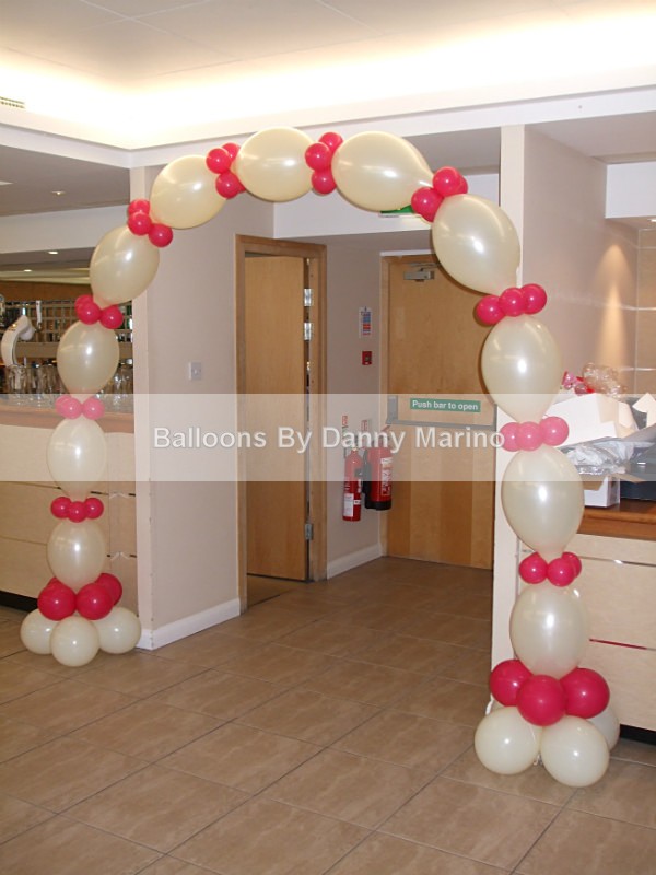 Quick link arch - Wedding Balloon Photos