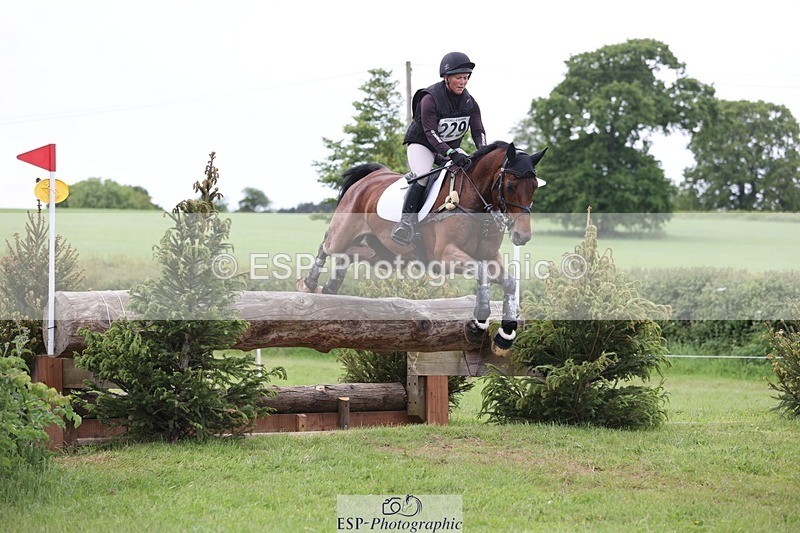 240525-155129-17119 - 229-ROCK_THE_CASPAR-Ali_Wilkes