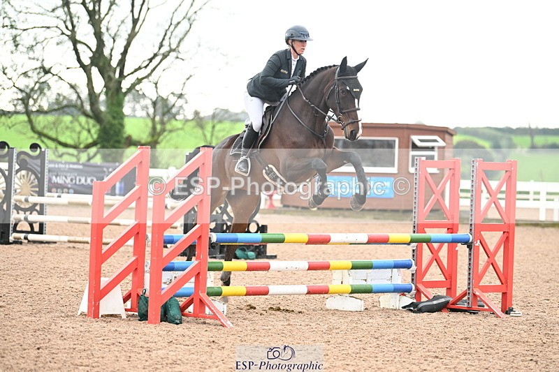 241023A-114929-00632 - Cls 1 British Novice and 90cm Open