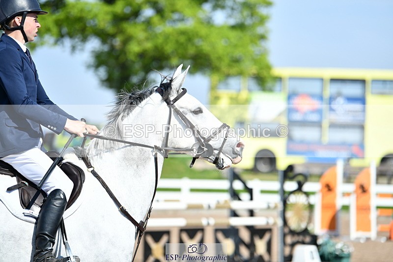 240512A-162100-19773 - Cls 44 1.05m National Am Quali