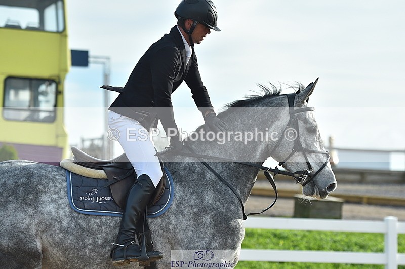 231111A-112830-01668 - Cls 11 Snr 1.05m Open