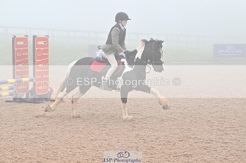 240506A-090720-07962 - Cls 1 Pony Intro 70cm