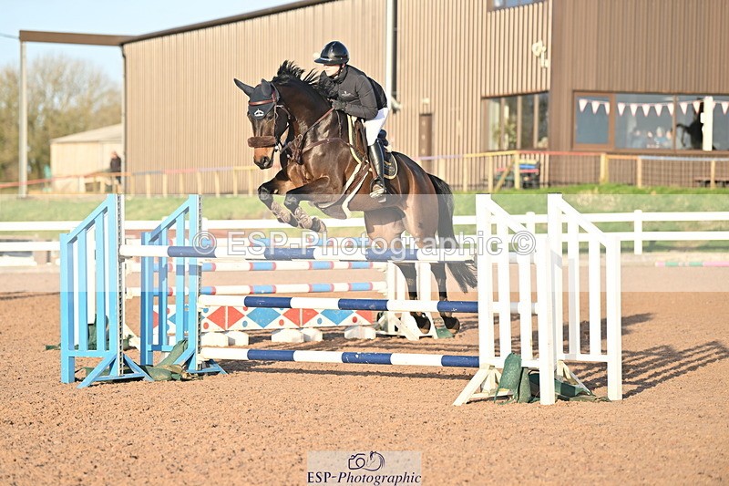 231210A-143814-02797 - Cls 21 Foxhunter & 1.20m Open