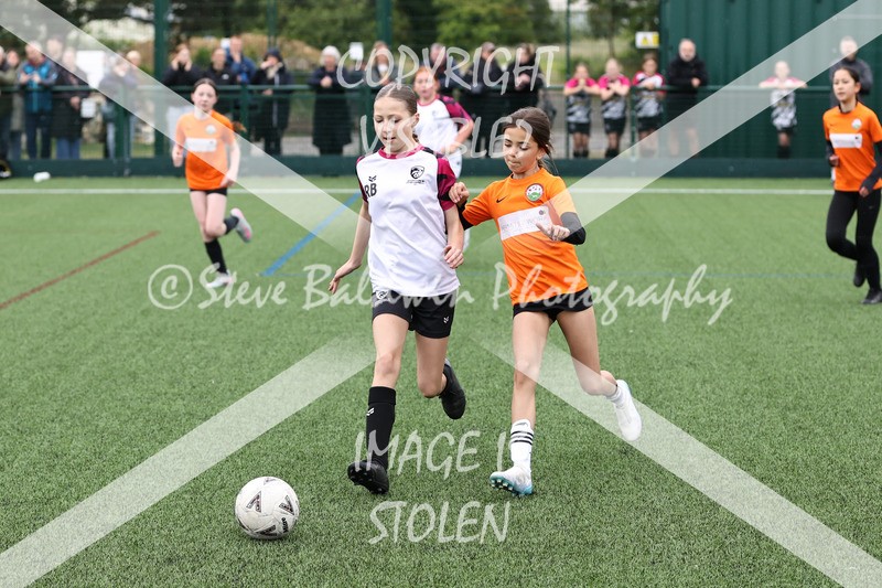 1DX31572 - Sat 6th U12 Girls