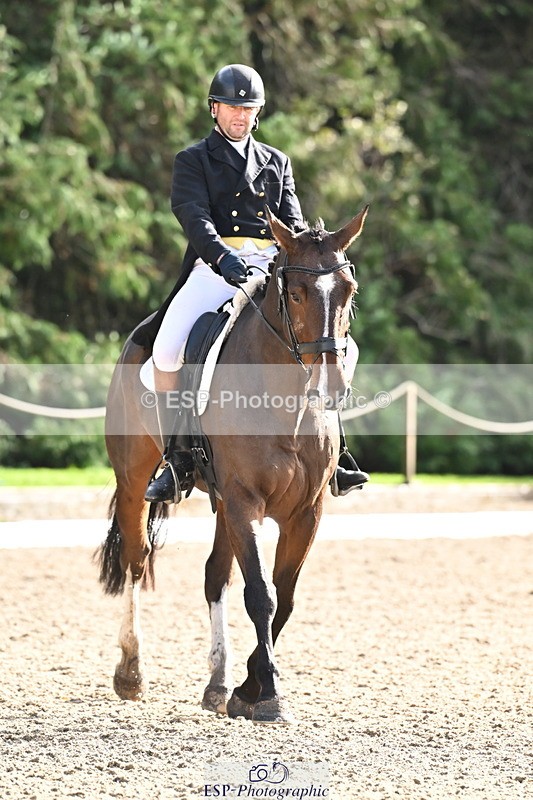 251023A-142014-05213 - C-246-Simon.Vatcher