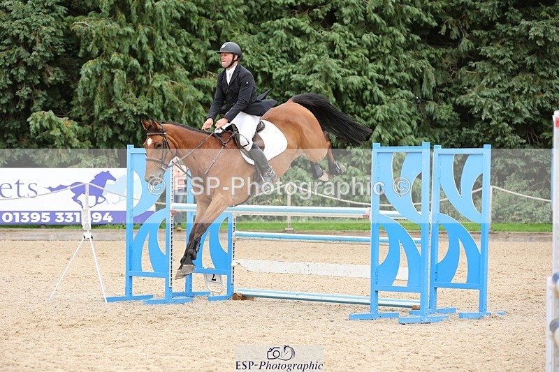 240817-154704-02385 - 06A Snr Fox 1.20m open