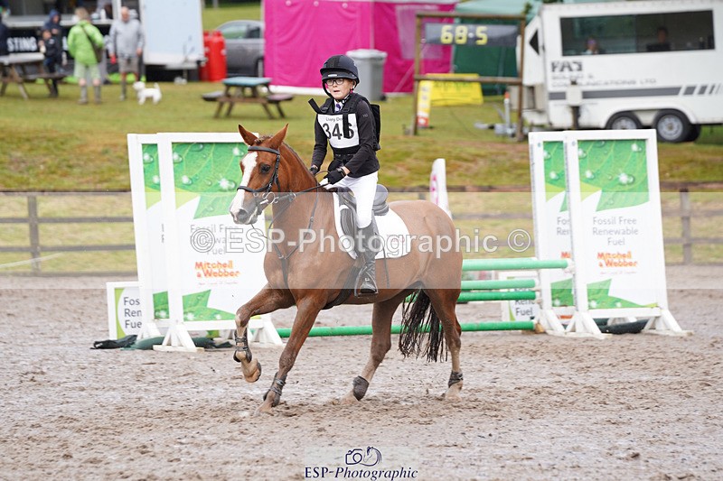 240824X-102642-22839 - 70cm Round 1 9.30 to 11.10