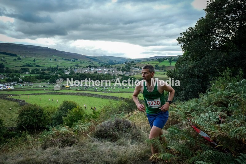 DSCF5065 - Reeth Fell race seniors