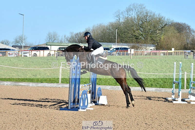 240306A-100259-00010 - Cls 1 British Novice and 90cm Open