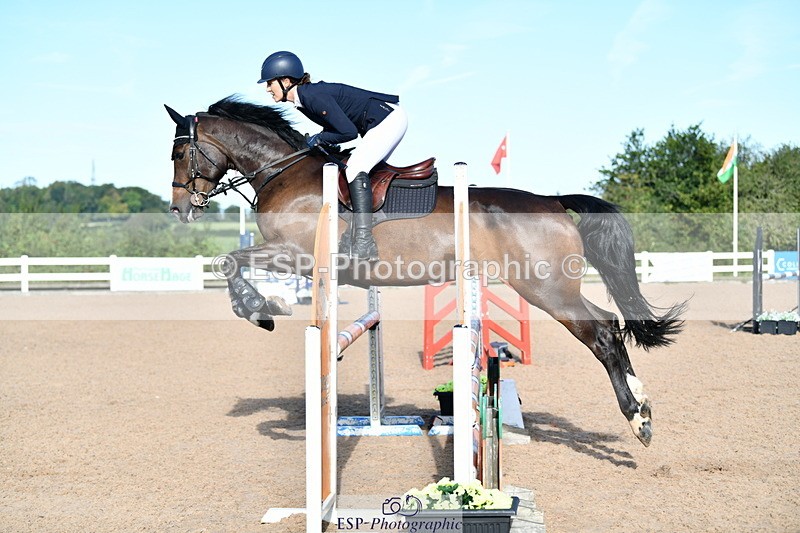 240913A-093207-02952 - Cls 20 Snr British Novice and 90cm Open