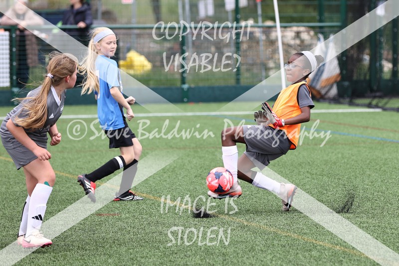 1DX32437 - Sun 7th U10 Girls