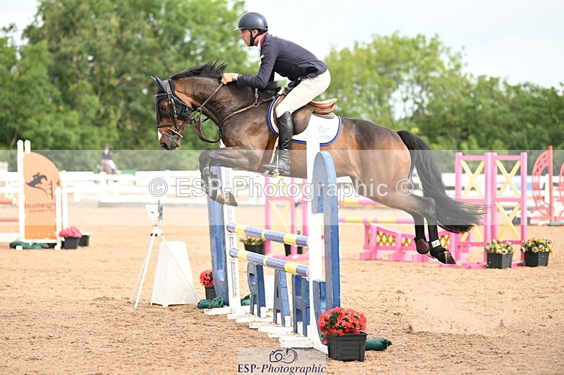 240802A-083737-03201 - Cls 21 A&B Brit Nov & 90cm Open