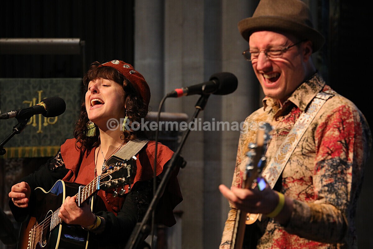 FOLK N BLUES-272 - FOLK and BLUES SEPT 2022