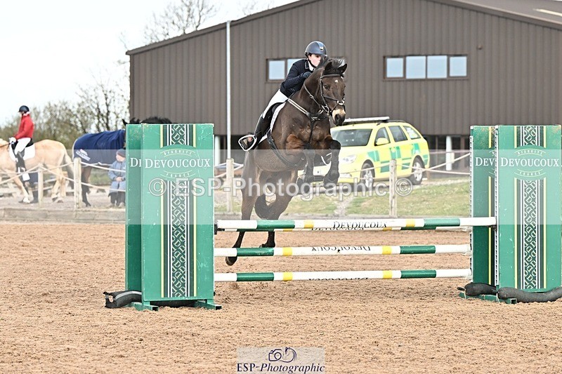 250416-094351-00086 - Cls 1 British Novice and 90cm