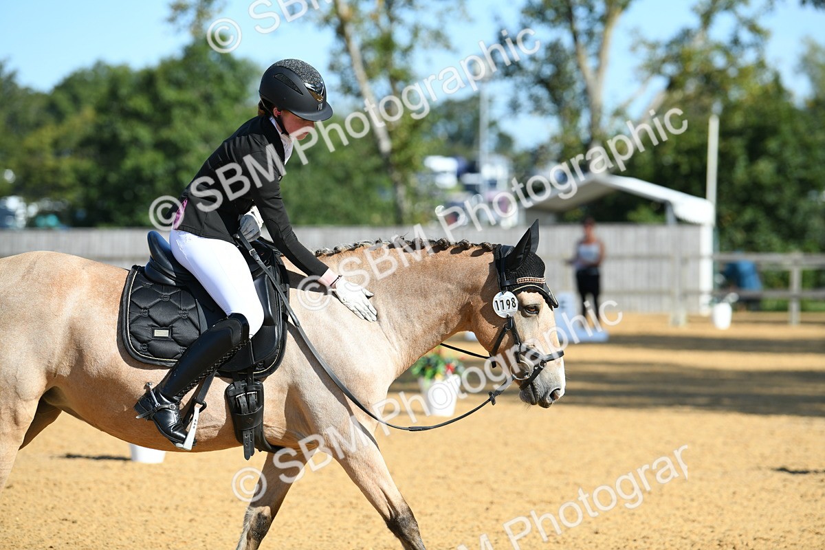 SBM_17899 - D4 - Small Tour Championship - Intro B