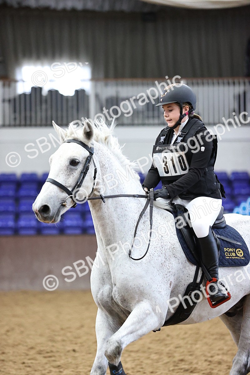SBM_001886 - Class 5 - Henlow Veterinary Hospital - 70cm Area 12 Championship Qualifier