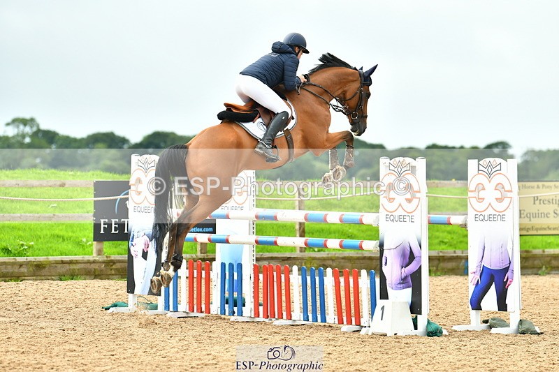 230805A-121848-00386 - Cls 3 Snr Foxhunter & 1.20m Open
