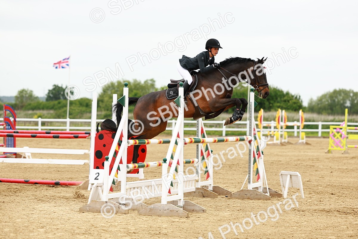 SBM_001011 - Class 5 - Senior Foxhunters - 1.20m