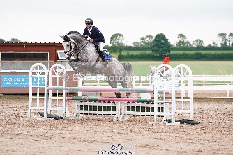 250524-112432-06387 - Cls 21 A&B Snr Disco & 1.00m Open