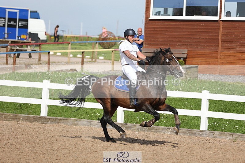 240510A-160225-09057 - Cls 18 1.10m National Am Quali and Open