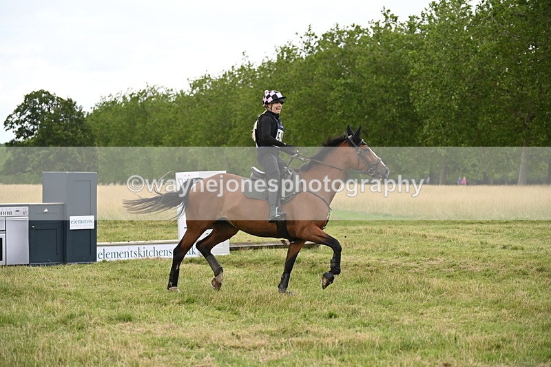 WJ6_4822 - Time at Jump 13:04 to 13:34