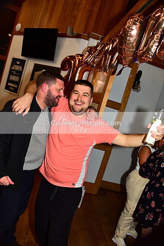 COU-882 - Courtney's 21st