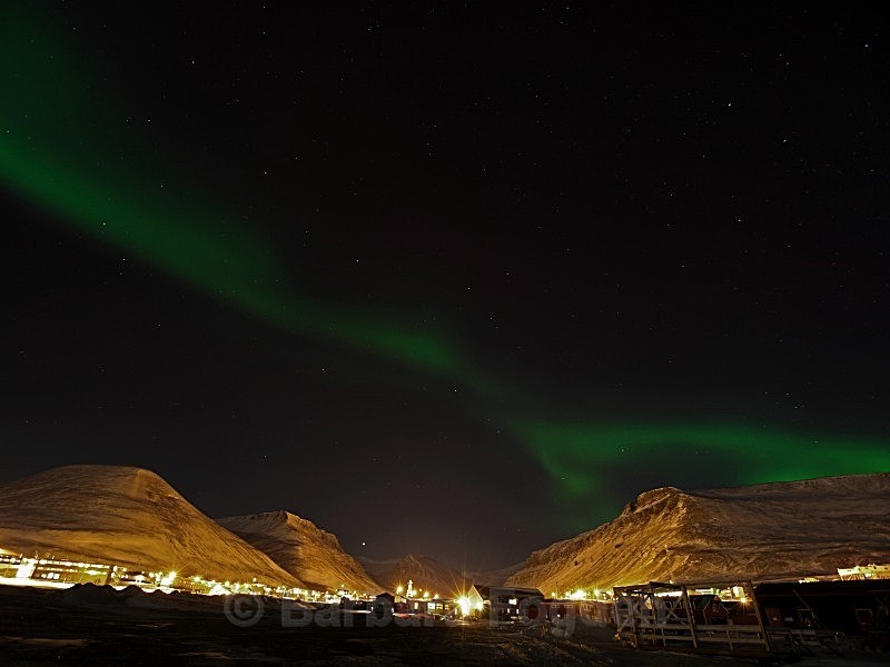 Northernlight over Longyearbyen 5122 - Polar night