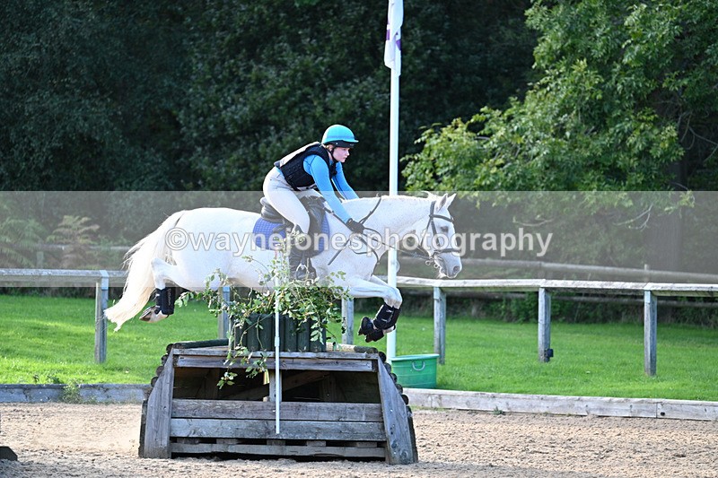 WJ7_6281 - Time 16:55 to 17:11