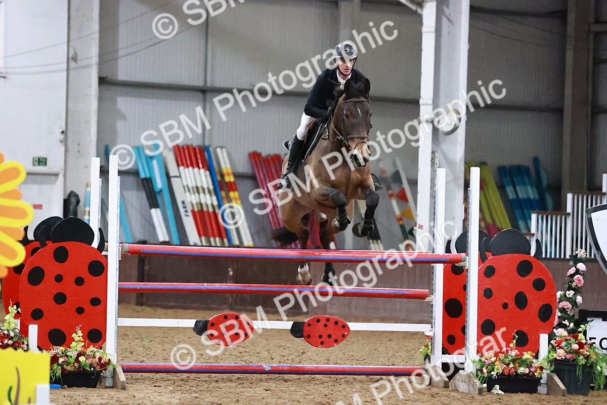 SBM_001739 - Class 5 - Senior Foxhunter 1.20m