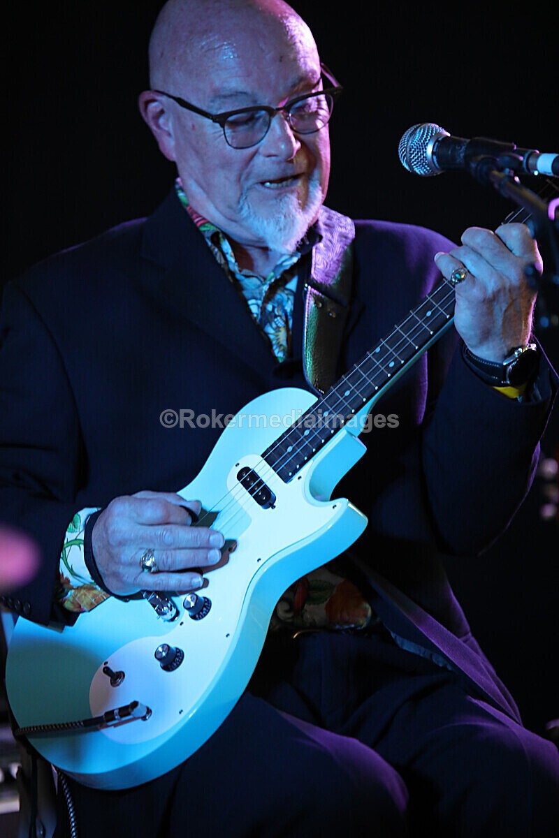 FOLK N BLUES-398 - FOLK and BLUES SEPT 2022