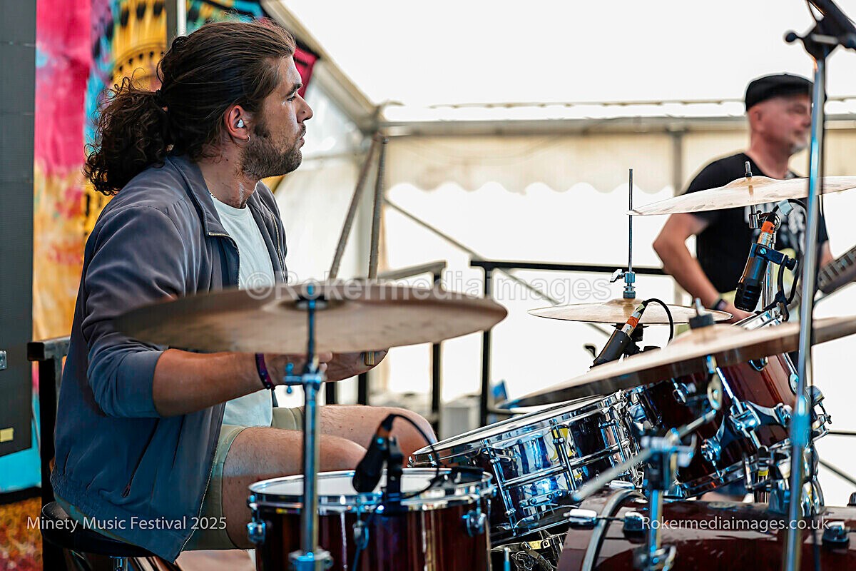 _MGL7412 - MINETY 2025