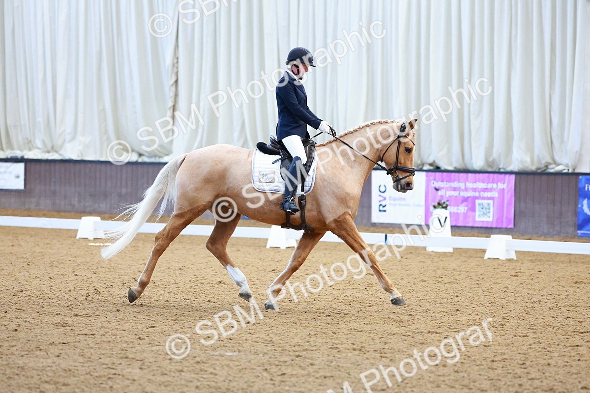 SBM_001164 - Class 18-15-16-22 - Elementary 5 Novice 5-Novice 6