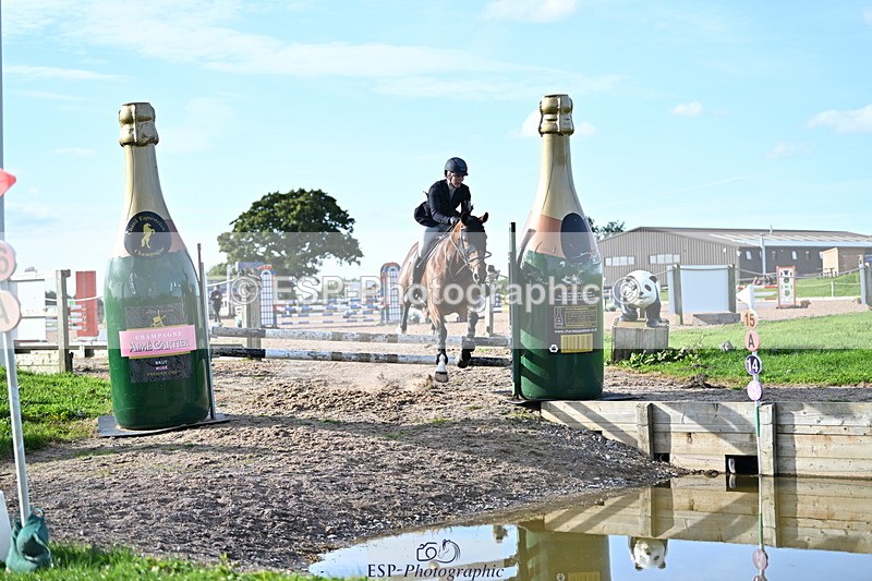 240913A-170154-05577 - Cls 19 Snr 1m Open Speed Derby