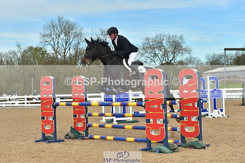 231111A-123940-01918 - Cls 12 Newcomers & 1.10m Open