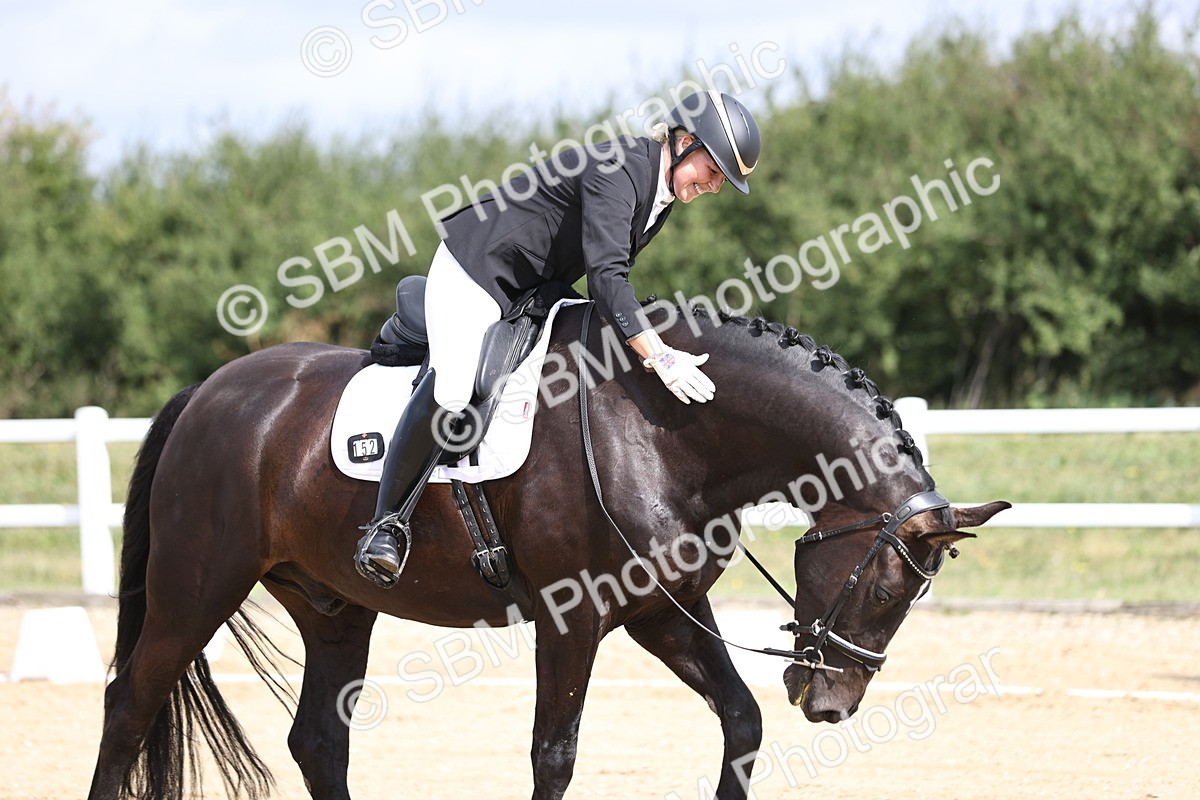 SBM_016148 - Class 14 - Novice 23 - 10.29-11.32