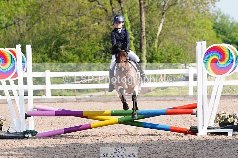 250503-093350-00099 - Cls 16 Clear Round 40cm and 50cm