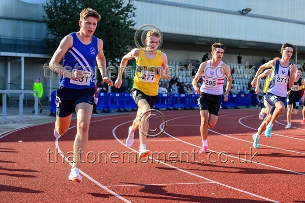 Age25SAT-918120 - Track Male