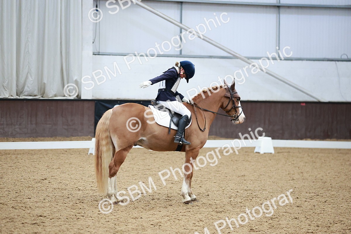 SBM_003979 - Class 2 - Novice 2020