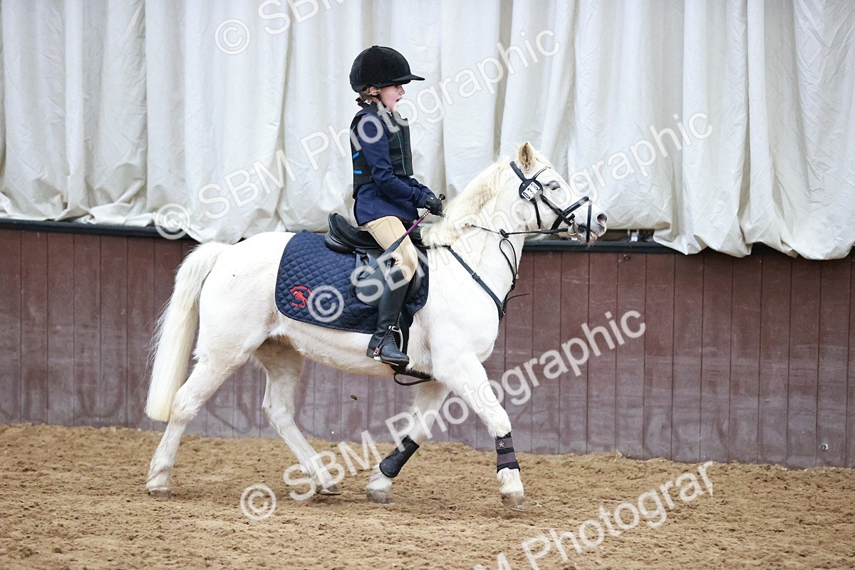 SBM_000226 - Class 1 - Cross Pole Jumping 30cm 40cm