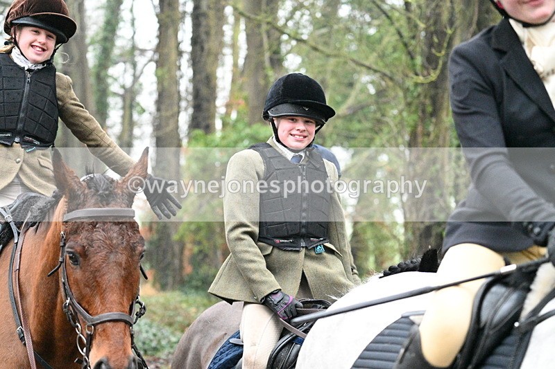 WJ7_3771 - In-between lines