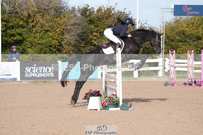 251005-102723-02546 - Cls 22 British Novice and 90cm