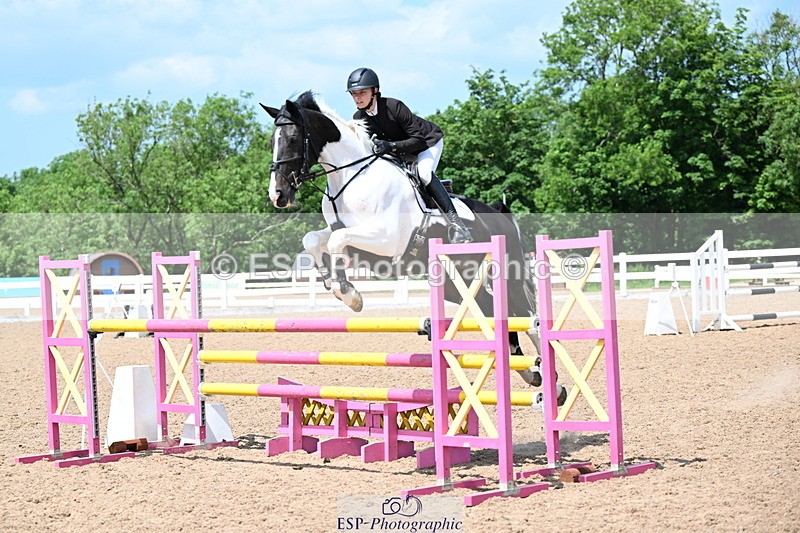 240605A-142909-00742 - Cls 4 Newcomers and 1.10m Open