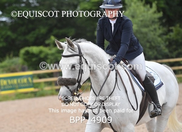 BPP_4909 - CLASS 7 Senior Foxhunter/ 1.20m Open
