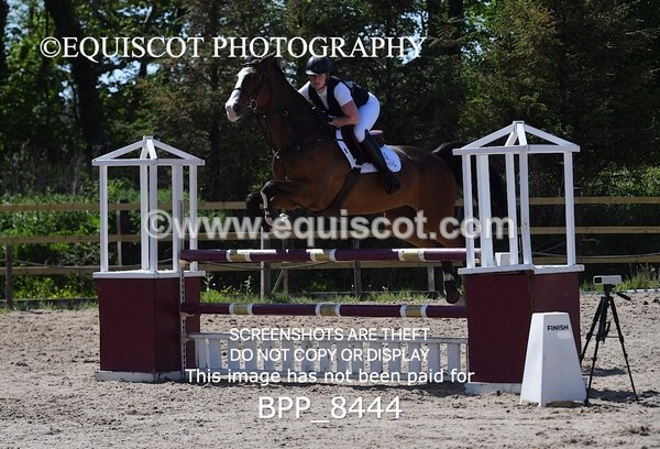 BPP_8444 - CLASS 7 Senior Foxhunter/ 1.20m Open