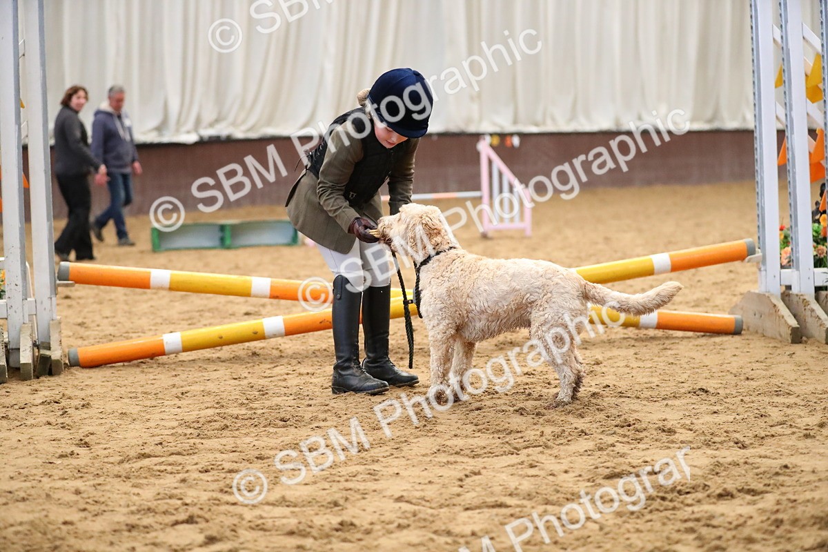 SBM_001115 - Class 3 - Horse & Hound